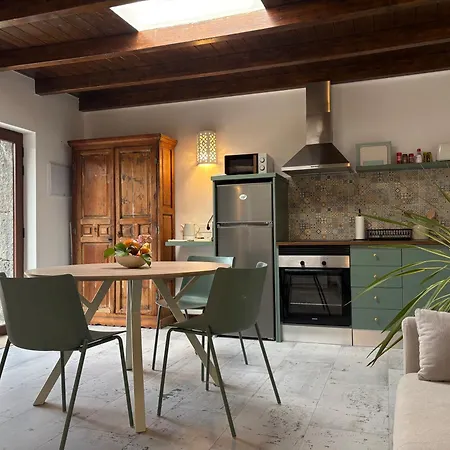 Villa Blanco Privada Con Patio Soleado Y Bbq Ideal Escapada Romantica En Lanzarote Tías