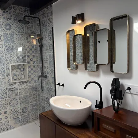 Willa Blanco - Romantic Hideaway - Private For Couple Tías