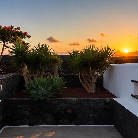 Vila Blanco - Romantic Hideaway - Private For Couple Tías
